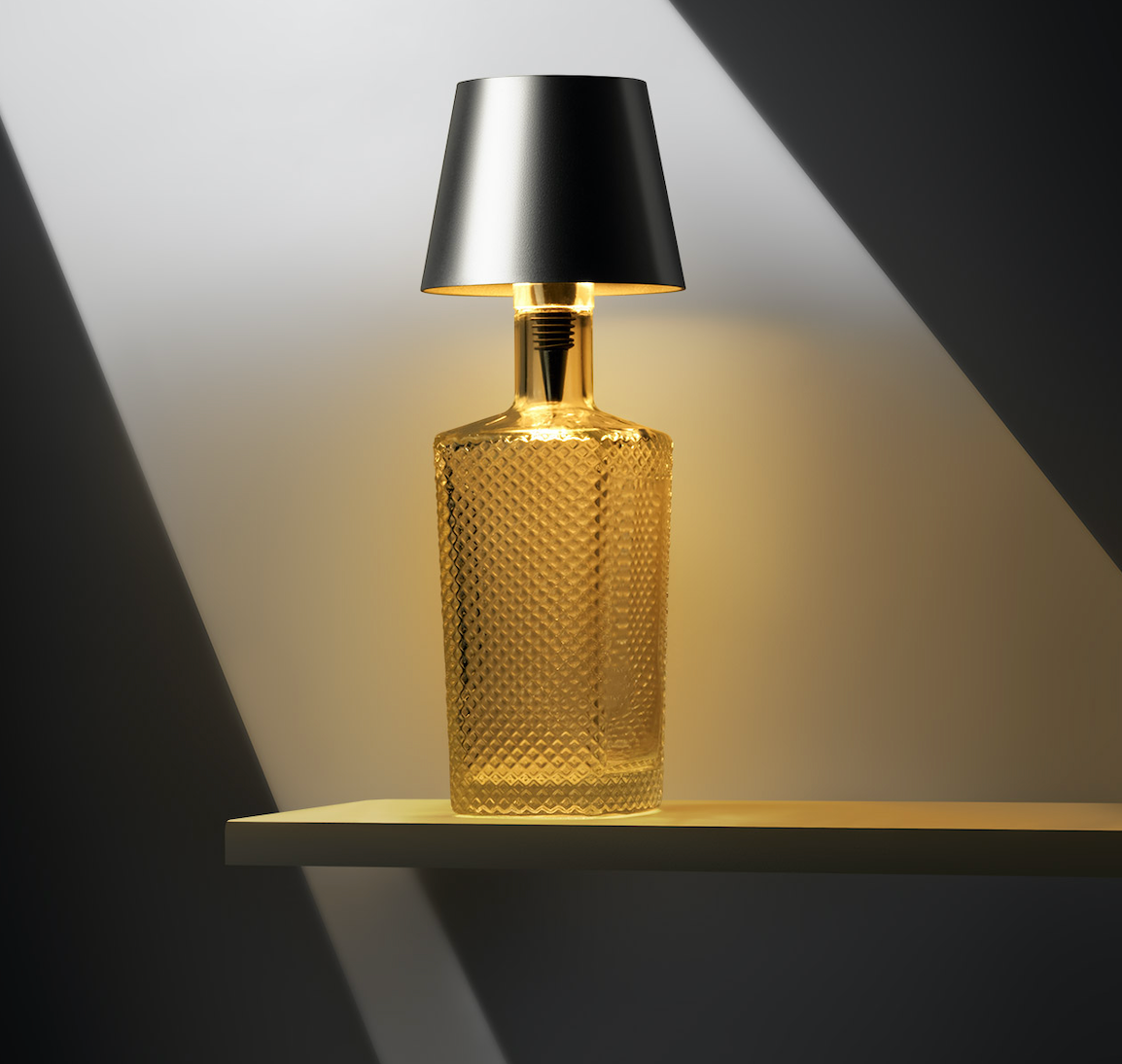 ODALIT WIRELESS BOTTLE LAMP